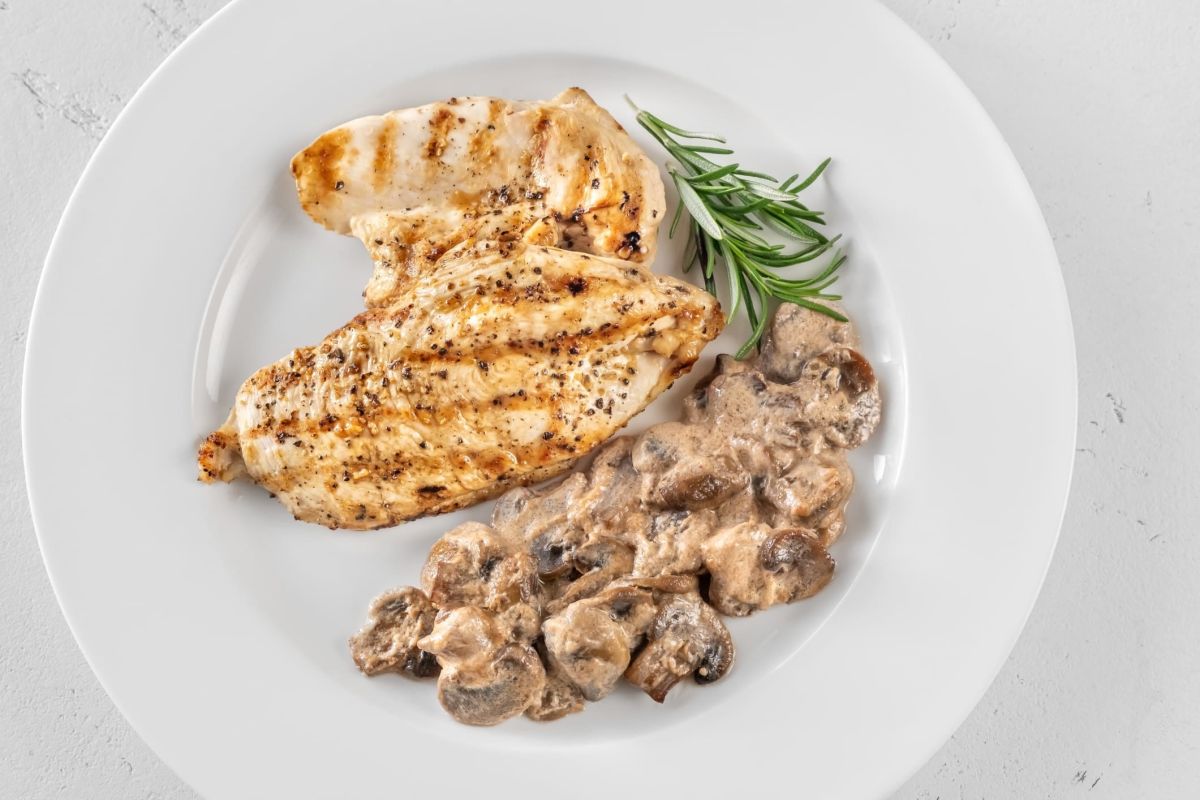 Découvrez le secret de Norbert Tarayre pour une escalope à la normande inratable