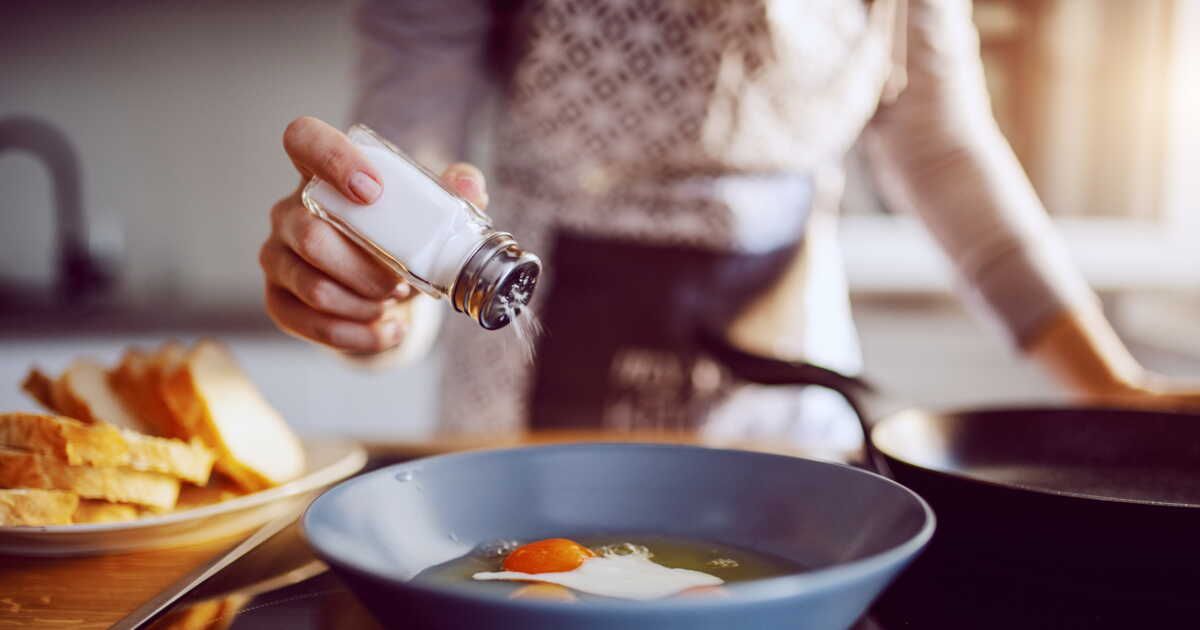 Comment bien saler vos plats pour un goût parfait