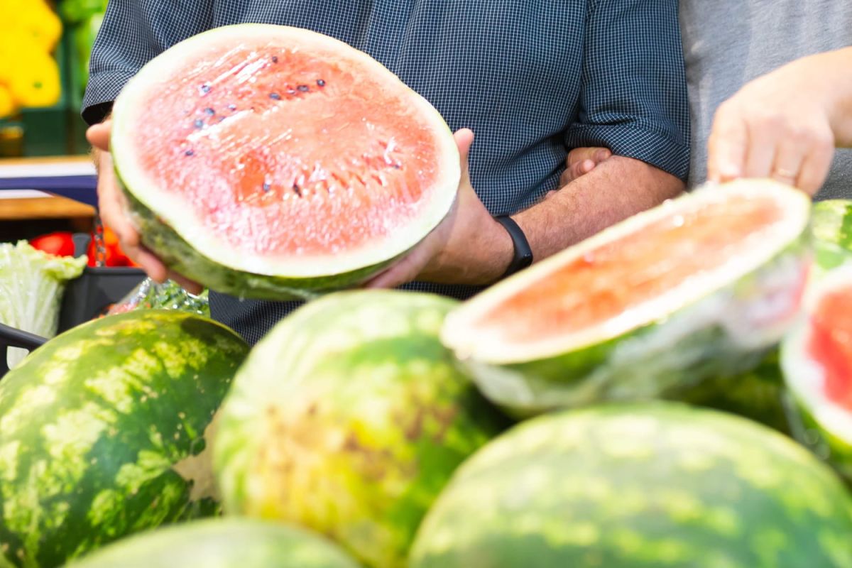 Découvrez l'astuce incontournable pour choisir la pastèque parfaite