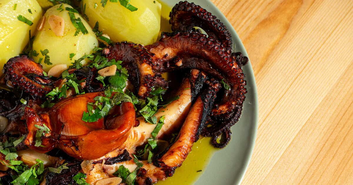 les délices culinaires de lisbonne : 8 plats incontournables à savourer