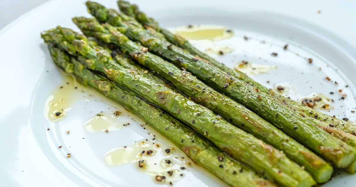 L'astuce infaillible pour des asperges tendres et savoureuses
