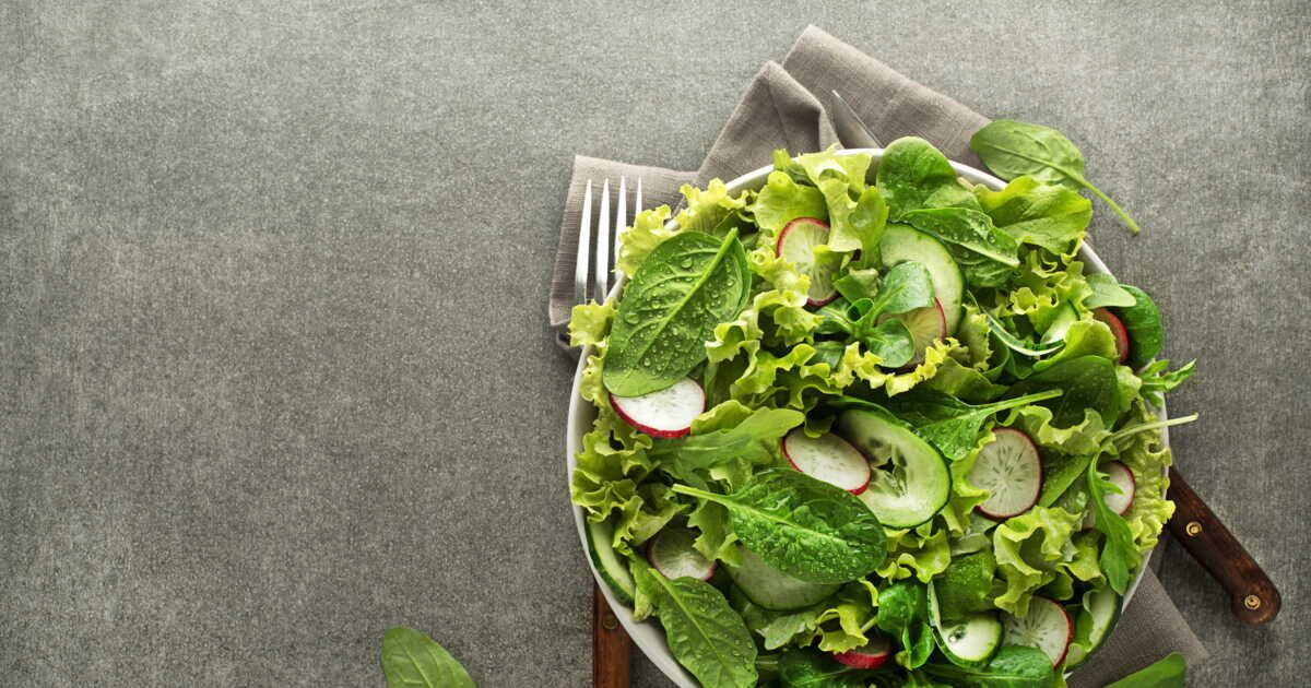 Découvrez la recette incontournable de la green goddess salad pour un été rafraîchissant
