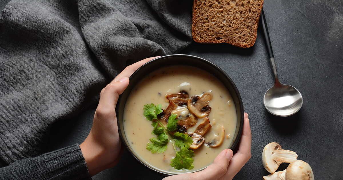 Savourez un velouté de champignons et ricotta pour un hiver réconfortant