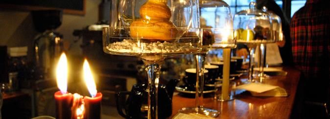 découvrez horror picture tea, le salon de thé rock et gothique à paris