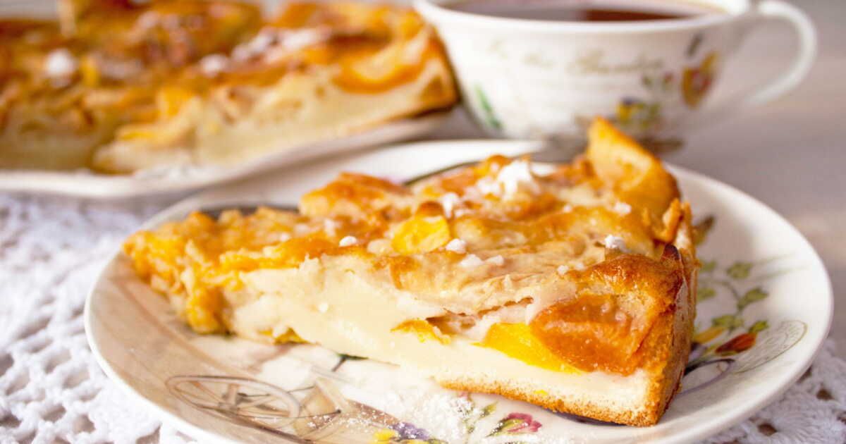 Gâteau léger : Hélène Darroze partage sa recette d'invisible aux nectarines, parfaite pour un goûter allégé