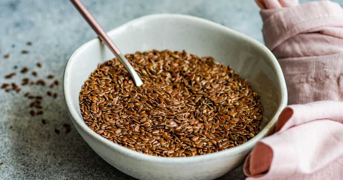 Graines de chia ou de lin : le duel des superaliments