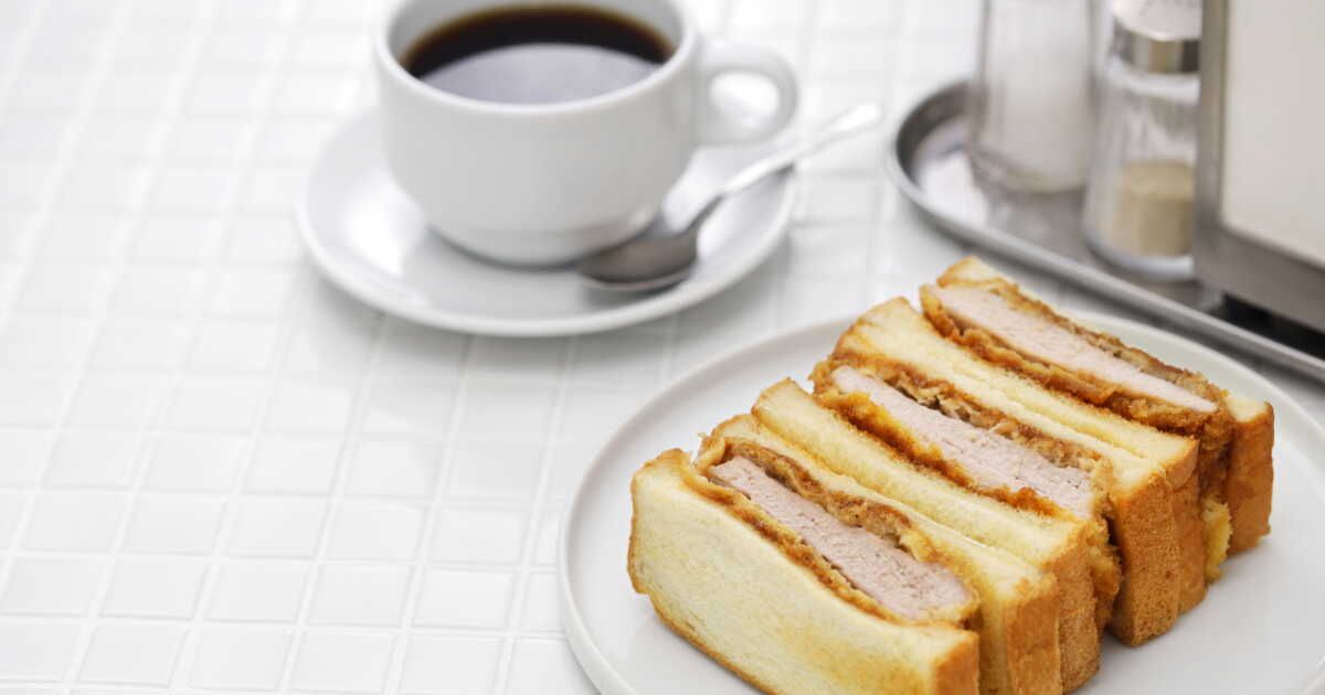 Cyril Lignac revisite le sandwich japonais avec son sando facile à préparer