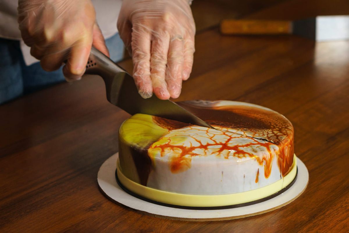 l'astuce inattendue pour découper des gâteaux comme un pro