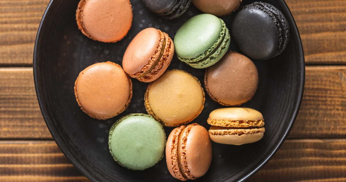 Maîtrisez l'art des macarons avec les recettes de Nina Métayer