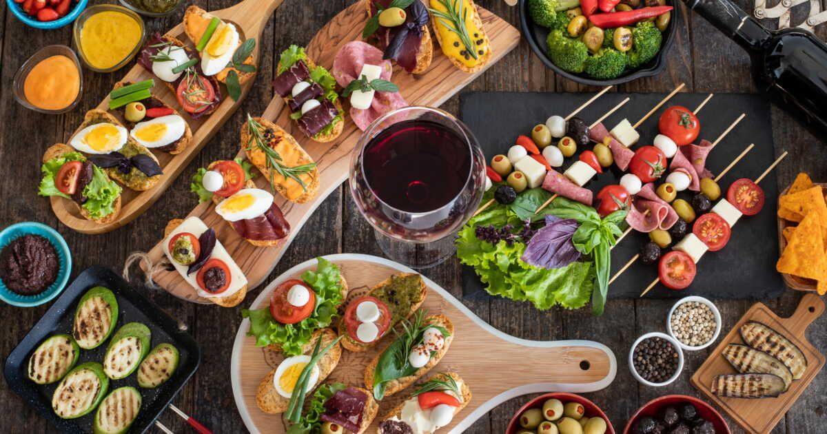 Cinq recettes estivales faciles pour un repas entre amis
