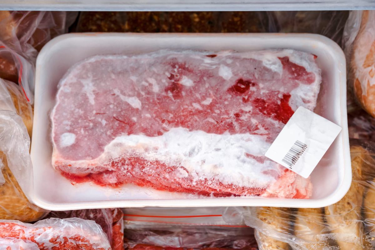 Peut-on congeler ses aliments presque périmés ?