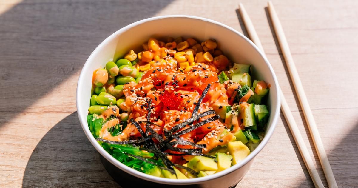 Vers la fin du poke bowl ? Réflexions sur son impact écologique et sa valeur nutritionnelle