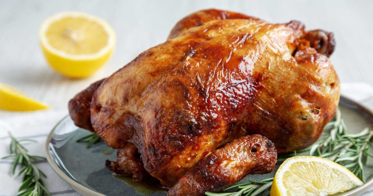Le secret d'un poulet rôti doré et croustillant enfin révélé